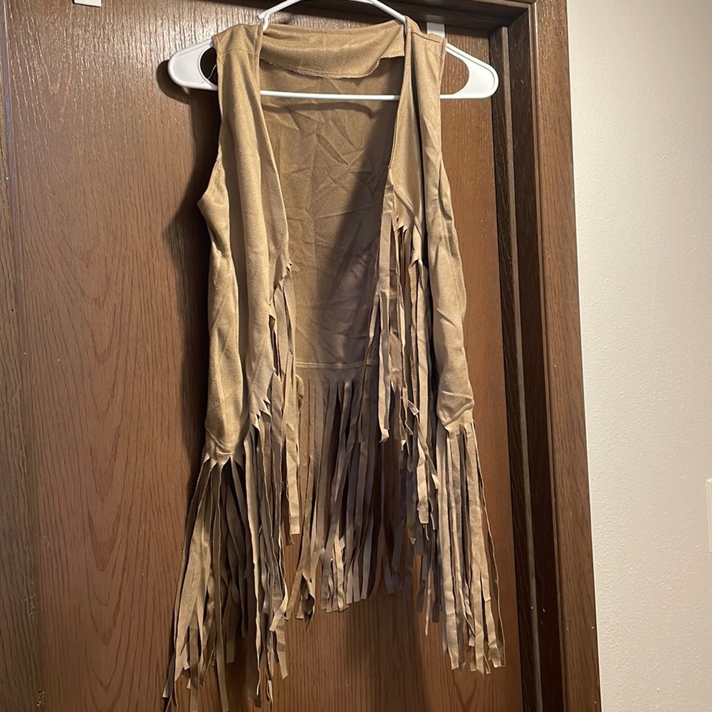 Tan fringe vest- never worn, NWOT